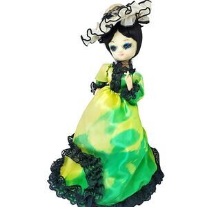 Big Eyed Big Head Flawed Beauty Boudoir Pose Doll